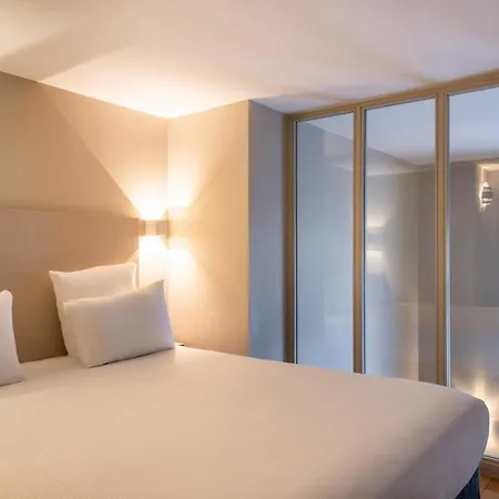 Hotel Helzear Etoile Parigi