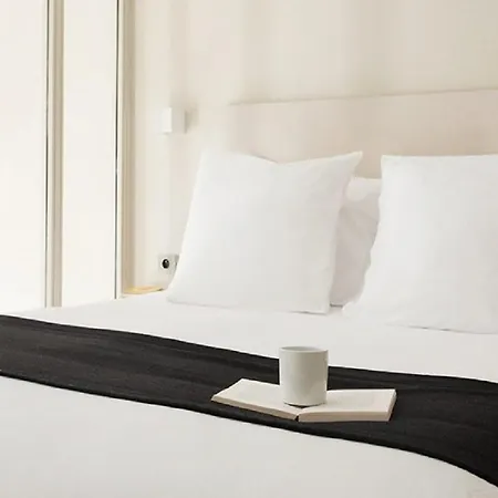 Helzear Etoile 4* Parigi