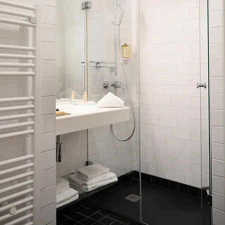 Suites&hôtel Helzear Etoile Paris