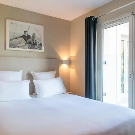 Suites&hôtel Helzear Etoile Hotel