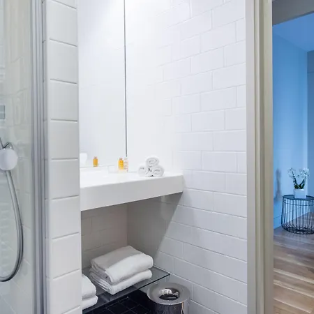 Helzear Etoile Paris