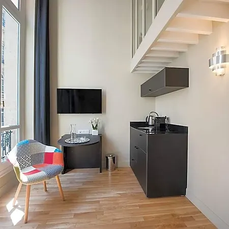 Helzear Etoile By Esteem Otel Paris
