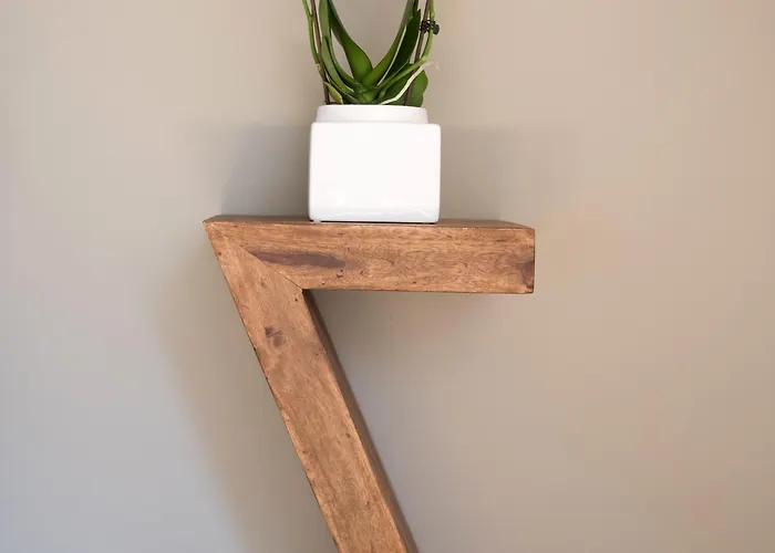 Helzear Etoile Parijs