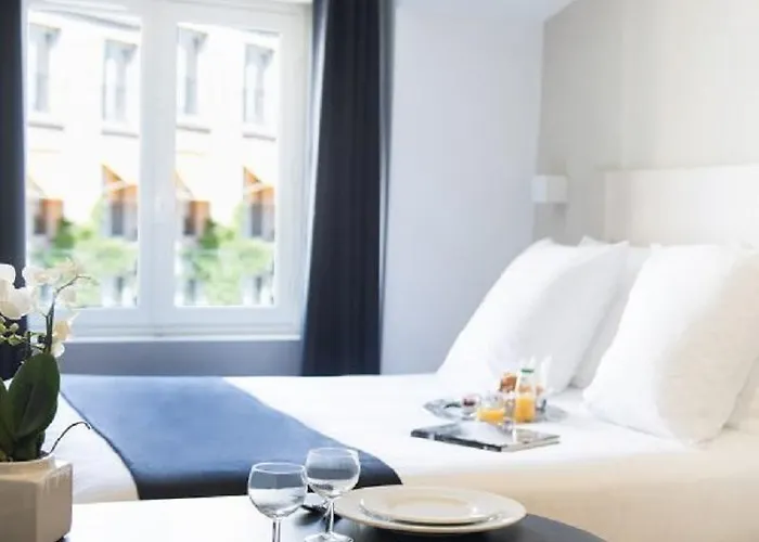 Hotel Helzear Etoile 4*