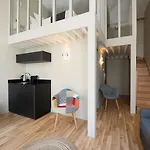 Helzear Etoile Hotel