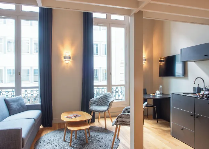 Helzear Etoile Otel