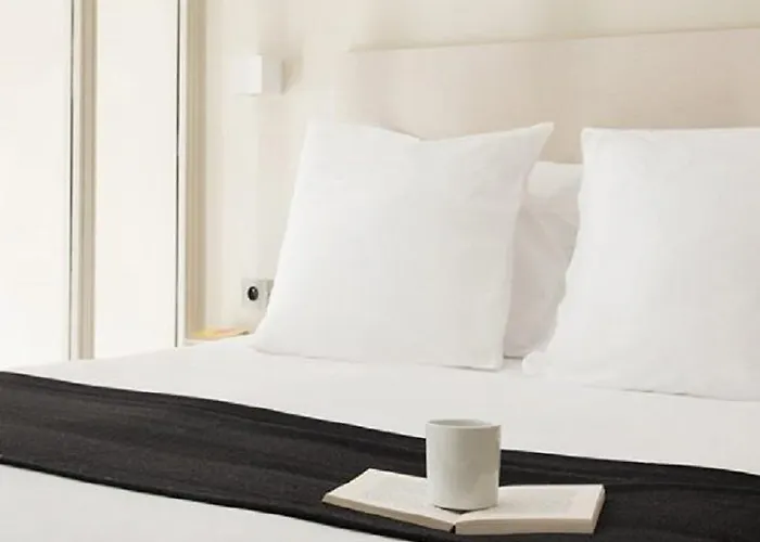 Helzear Etoile 4* باريس